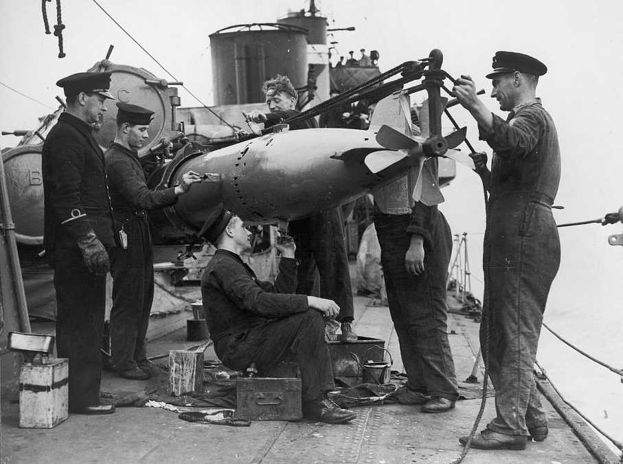 Loading a torpedo in 1941