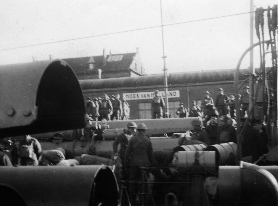 HMS Venomous berrthed alongside HMS Verity at the Hook of Holland