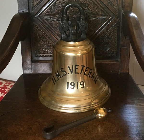 The ship's bell of HMS Veeran