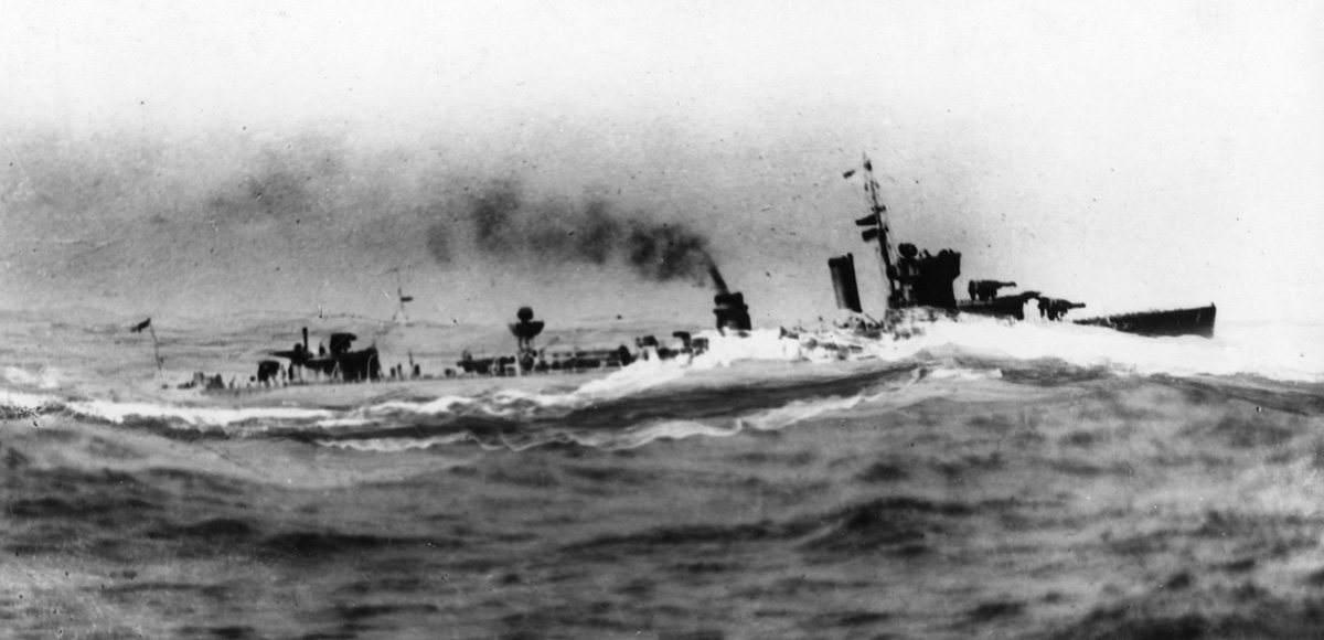 HMS Vimiera at speed in rough sea