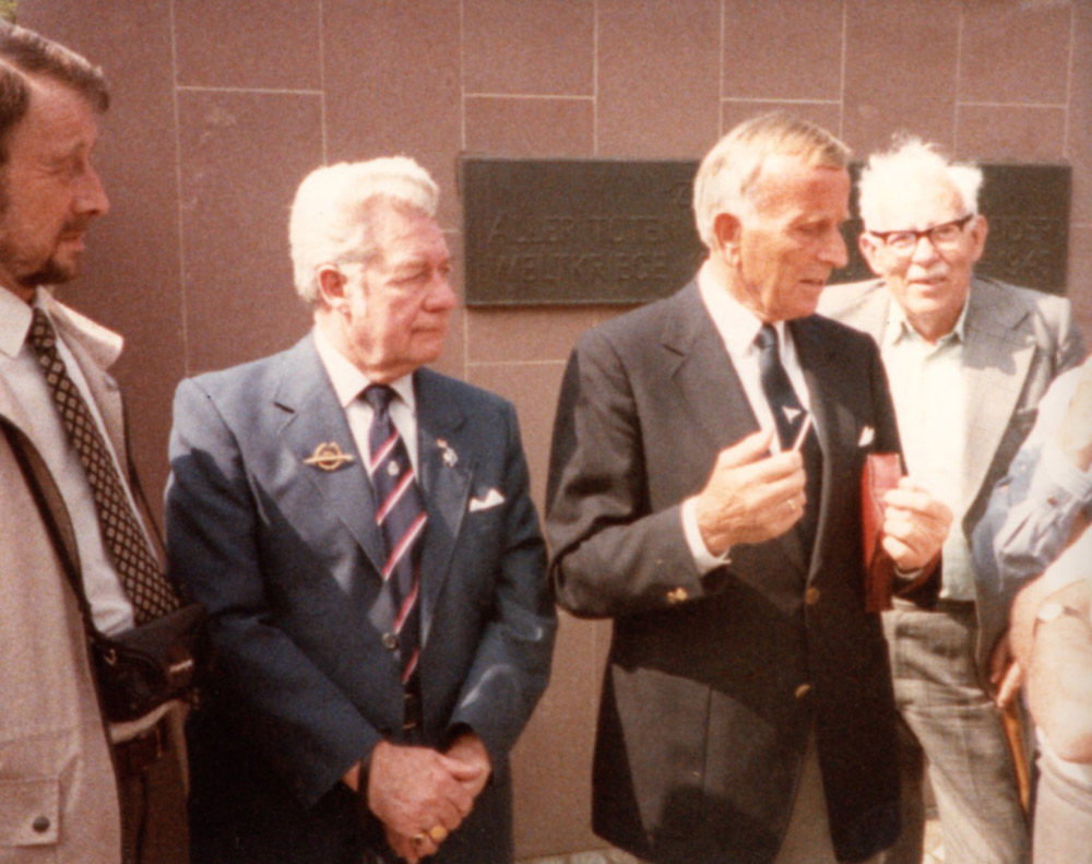Otto Ktetschmer and Bill Begg at a reunion in Kiel after the war