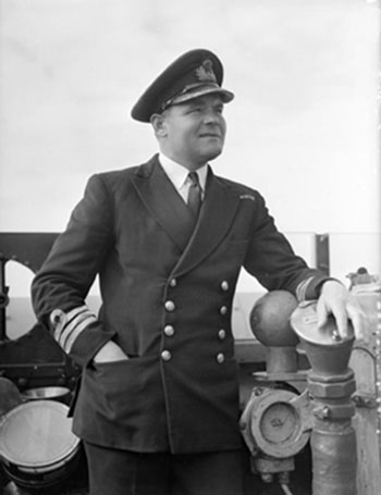Capt Donald Macintyre
