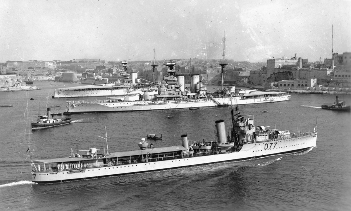 HMS Whitshed, Grand Harbour Malta in 1925