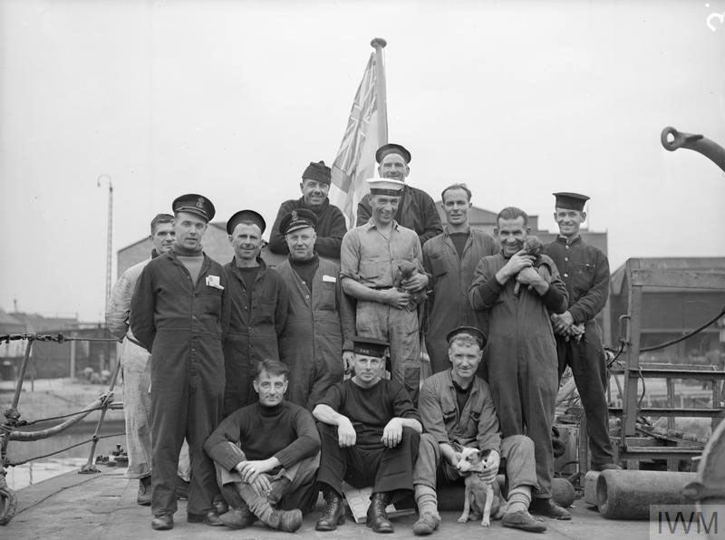 Veterans serving in HMS Witch in October 1943